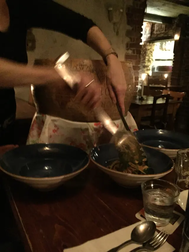 BookNoFees: Restoran – Pizzeria-Enoteca Altes Spritzenhaus – Ense – Pizzeria-enoteka Altes Spritzenhaus, fotografija 3