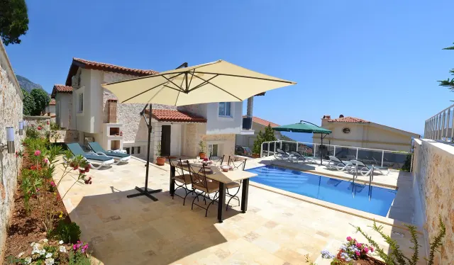 BookNoFees: Villa Frida – Umjetnost, planine i more – Kalkan, Kas, Antalya
