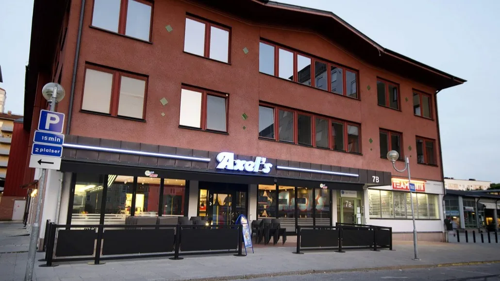 BookNoFees: Bar s grickalicama – Axel's Grill – Stockholm – Axelov roštilj, fotografija 1