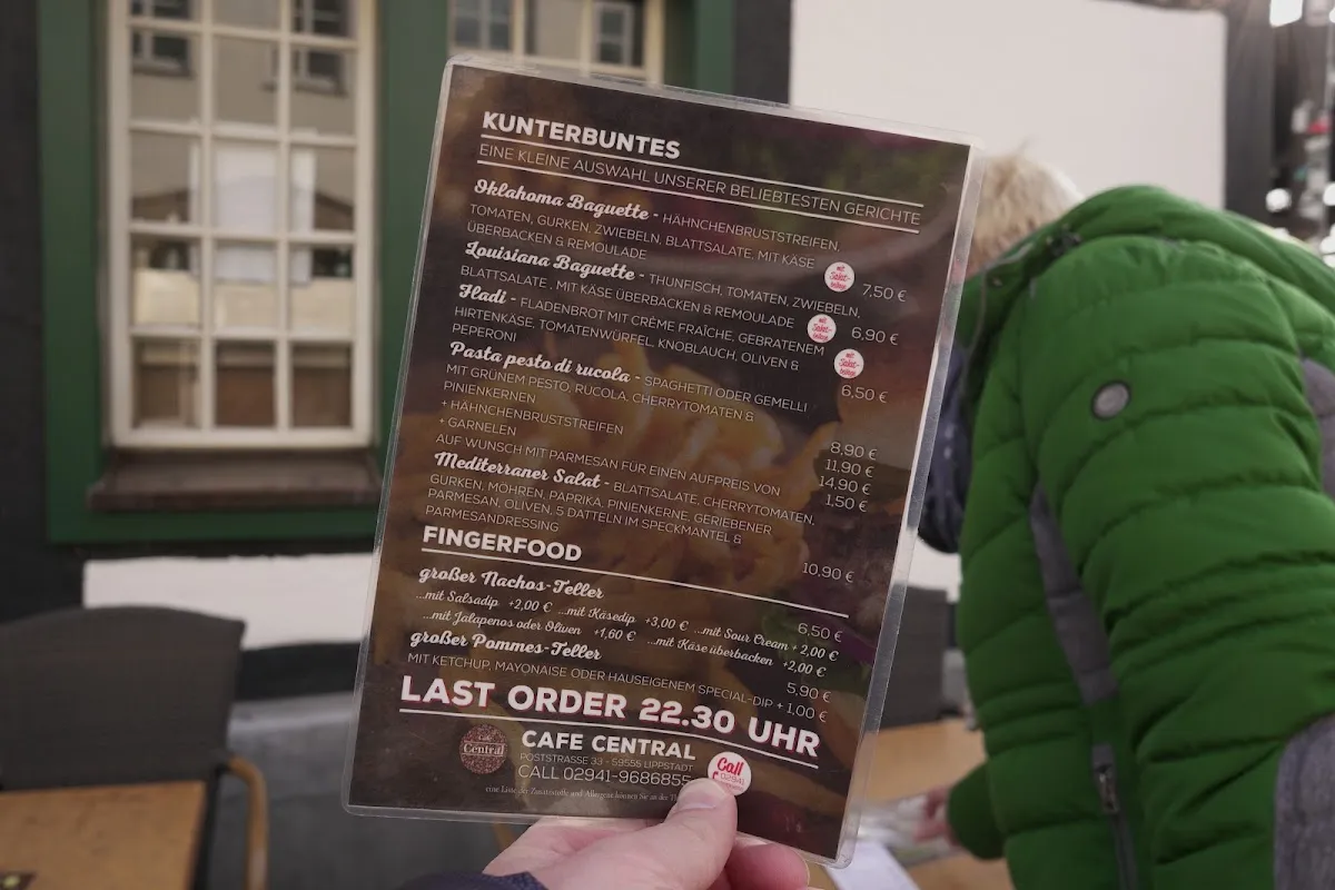 BookNoFees: Restoran – Café Einstein – Lippstadt – Einsteinov kafić, fotografija 1