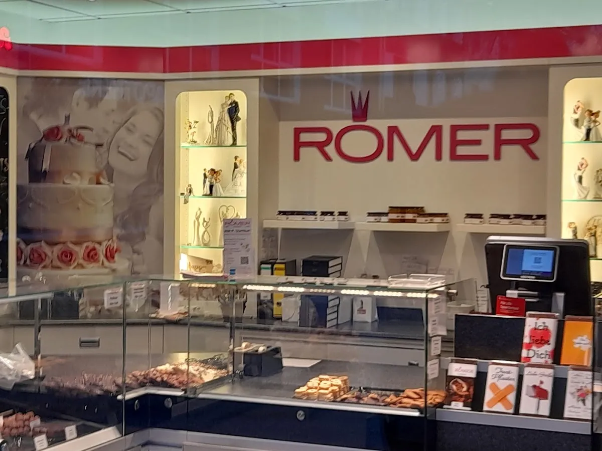 BookNoFees: Restoran – Konditorei Café Römer – Siegen – Römer slastičarnica i kafić, fotografija 1