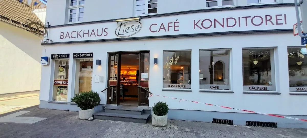 BookNoFees: Restoran – Liese Bäckerei – Brilon – Liese pekara, fotografija 1