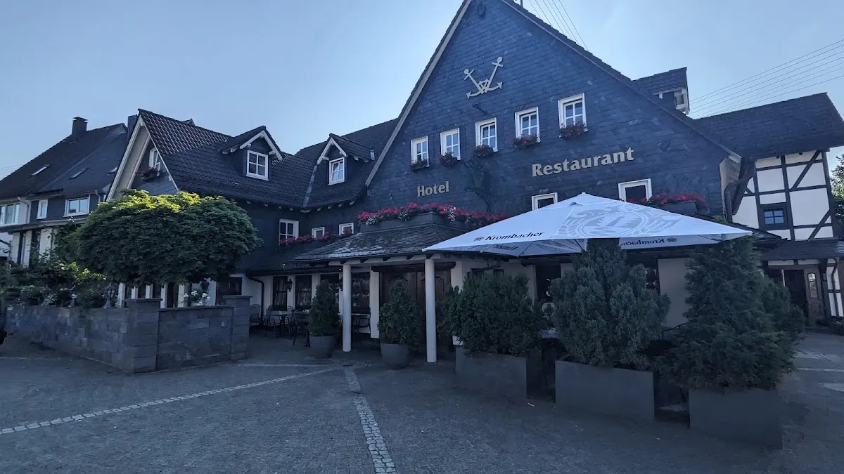 BookNoFees: Restoran – Zum Anker – Kreuztal – K sidru, fotografija 1