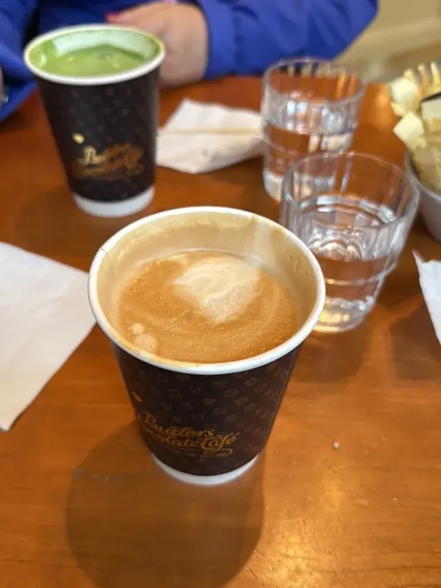 BookNoFees: kafić – Butlers Chocolate Café – Dublin – Butlers Chocolate Café, fotografija 2