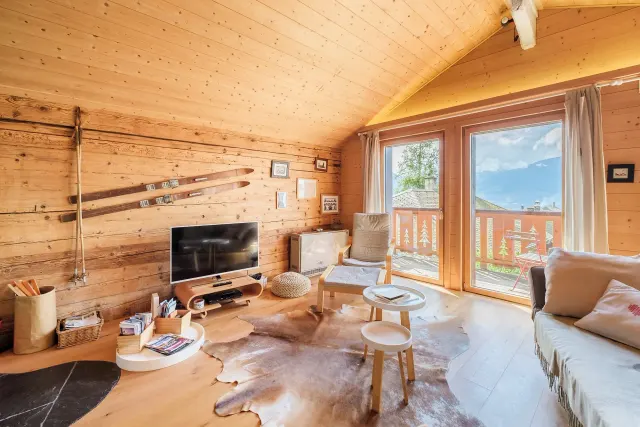 BookNoFees: Chalet Rouge Cœur – Povijesni chalet s pogledom na Dents du Midi – Fenalet-Sur-Bex