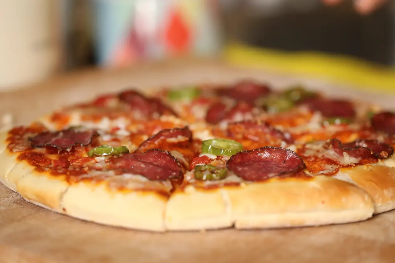BookNoFees: Restoran – Stehpizzeria Da Franco – Plettenberg – Da Franco Stand-and-Eat Pizzeria, fotografija 1