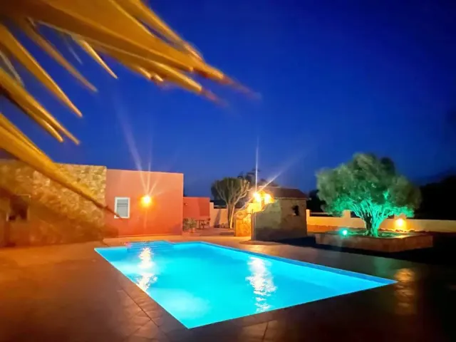BookNoFees: Finca El Lomo – vaš ugodan dom s privatnim bazenom, Triquivijate – Triquivijate