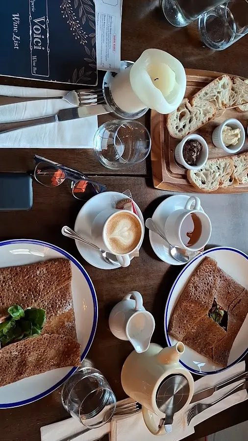 BookNoFees: Restoran – Voici Creperie and Wine Bar – Dublin – Već Creperie i Wine Bar, fotografija 3