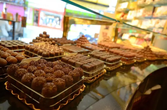 BookNoFees: kafić – Butlers Chocolate Cafe – Dublin – Butlerova čokoladna kafić, fotografija 2