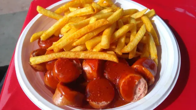 BookNoFees: Restoran – Heike Weiß Imbiss – Kierspe – Heike Weiß Snack bar, fotografija 2
