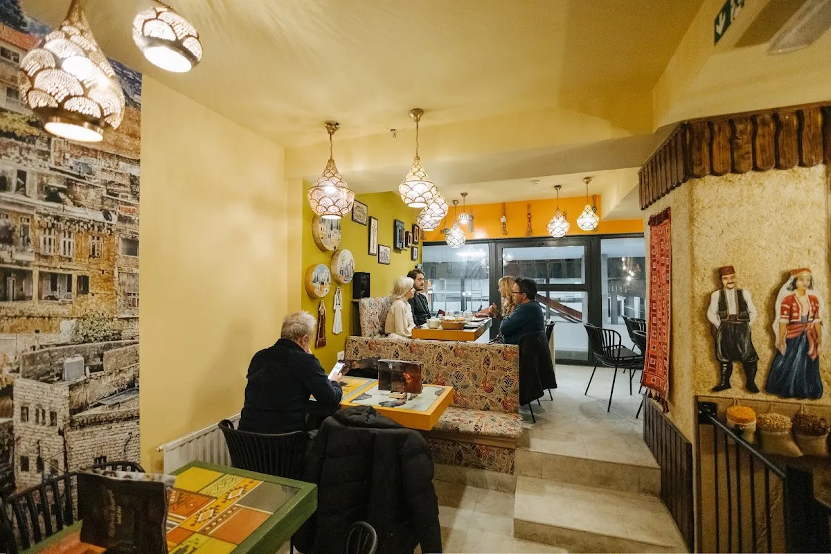 BookNoFees: Restoran – Al Yasmin – Ljubljana – Jasmin, fotografija 1