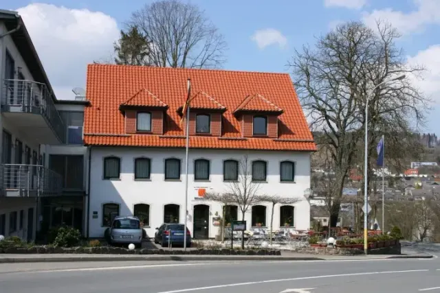 BookNoFees: Restoran – Hotel-Restaurant Wilhelmshöhe – Neuenrade – Hotel i restoran Wilhelmshöhe, fotografija 2