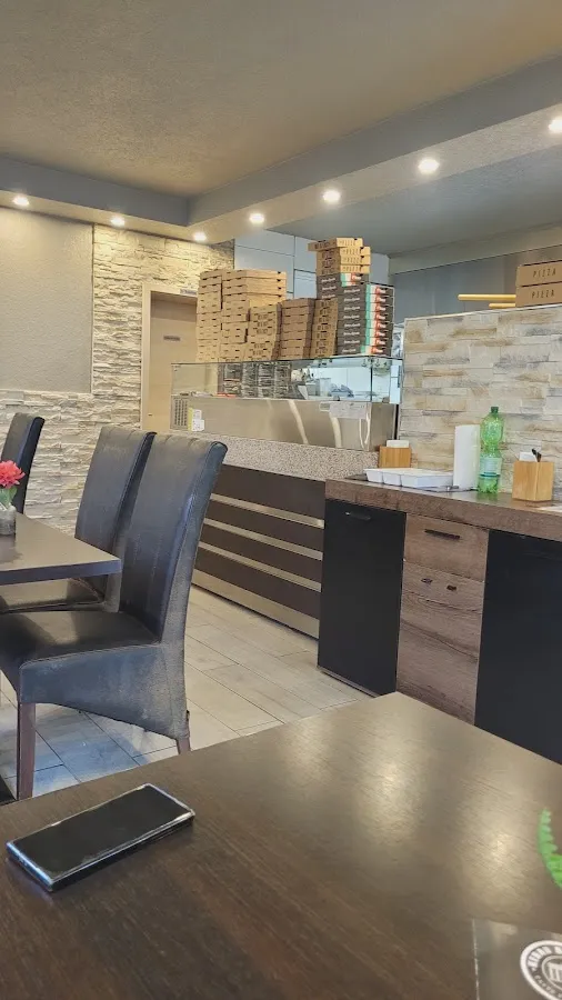 BookNoFees: Restoran – La Famiglia Niederense – Ense – Obitelj Niederense, fotografija 2