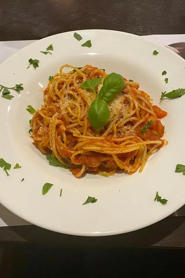 BookNoFees: Restoran – La Costa – Werdohl – Obala, fotografija 3