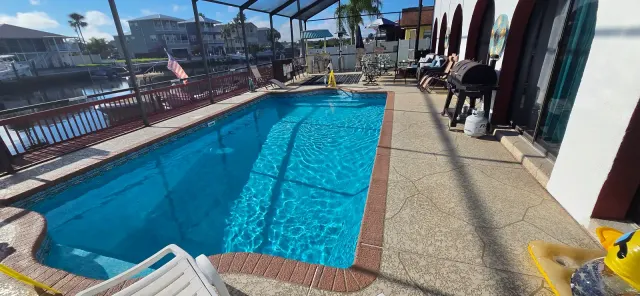 BookNoFees: smještaj za odmor, Hernando Beach  FL. – Kamp s bazenom na plaži Hernando