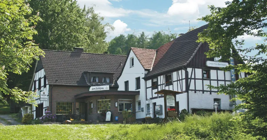 BookNoFees: Restoran – Landgasthaus Zum Tackeberg – Möhnesee-Neuhaus – Zum Tackeberg Country Inn, fotografija 1