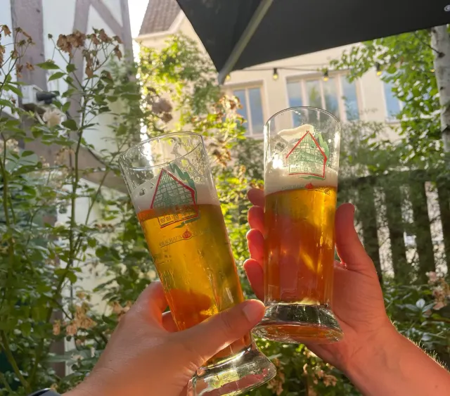 BookNoFees: Restoran – Brauhaus Zwiebel – Soest – Pivovara Zwiebel, fotografija 3