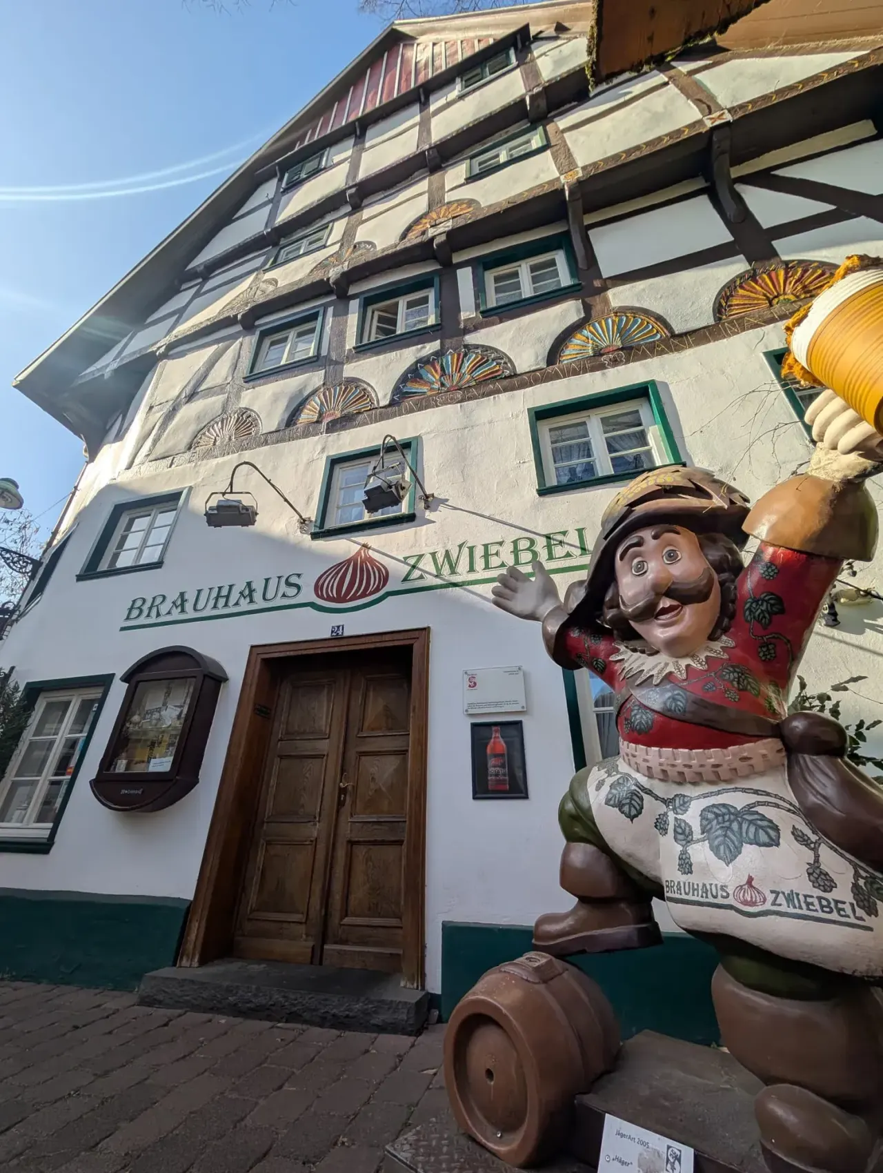 BookNoFees: Restoran – Brauhaus Zwiebel – Soest – Pivovara Zwiebel, fotografija 1