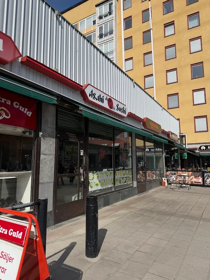 BookNoFees: Bar s grickalicama – Asahi Sushi – Stockholm – Asahi Sushi, fotografija 1