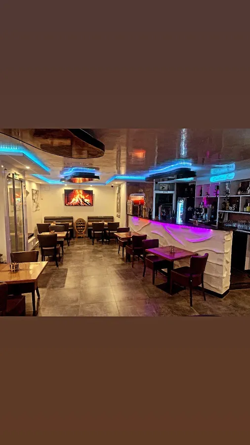 BookNoFees: Restoran – La Pizza Noemi – Balve – Noemijina pizza, fotografija 1