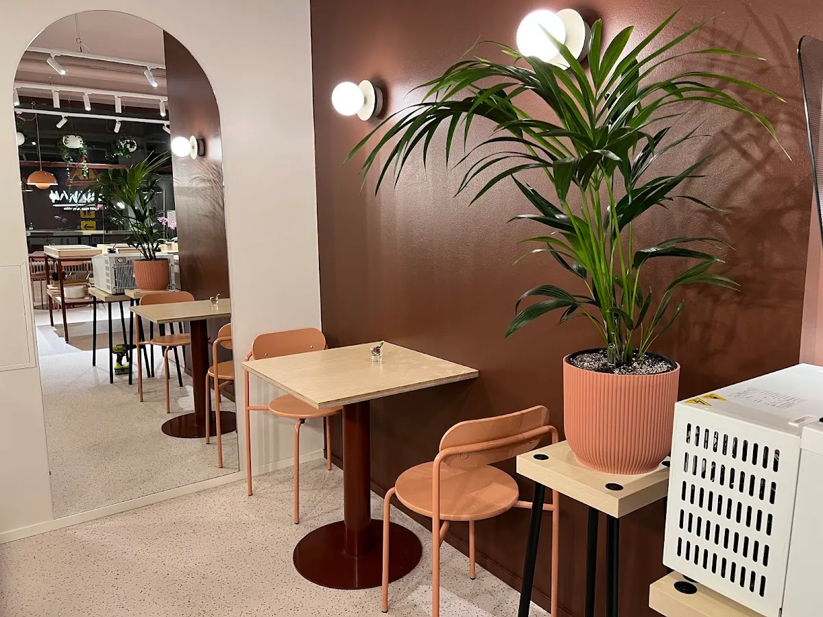 BookNoFees: Restoran – Hanami Sushi Töölö – Helsinki – Hanami Sushi, Töölö, fotografija 1