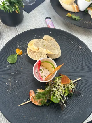 Restoran – BookNoFees: fotografija autora Valentina Pfenning iz recenzije mjesta Treibgut