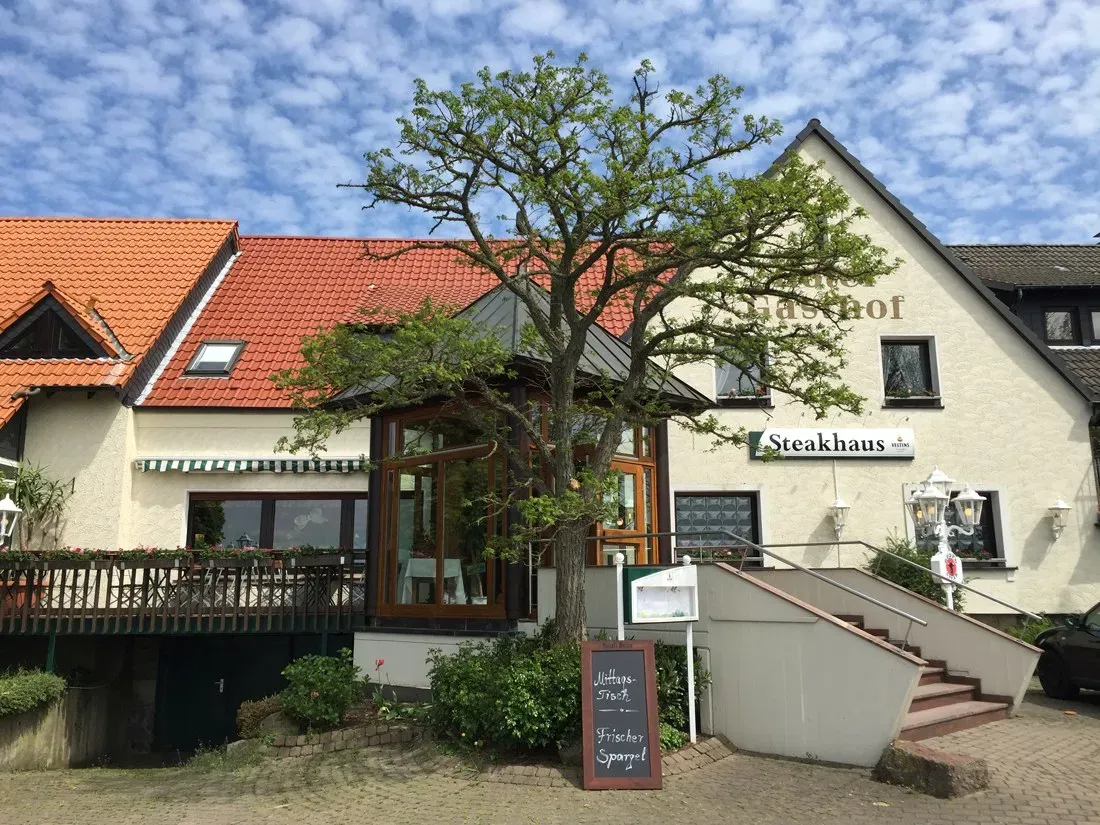BookNoFees: Restoran – Hotel-Steakhaus Schwarze – Ense – Schwarze Hotel i Steakhouse, fotografija 1