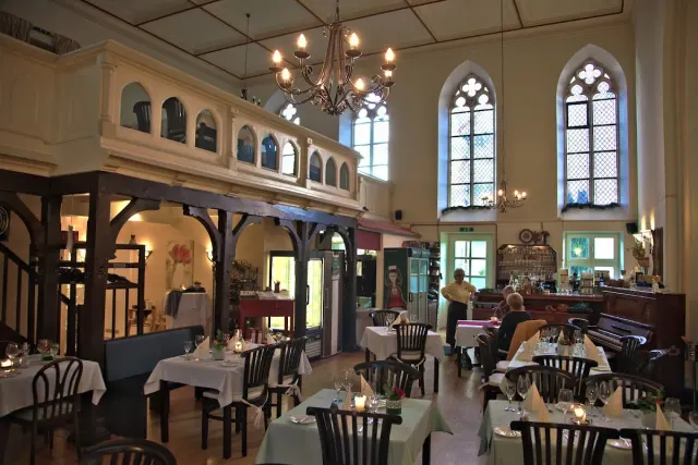 BookNoFees: Restoran – La Vecchia Chiesa – Werl – Stara crkva, fotografija 3