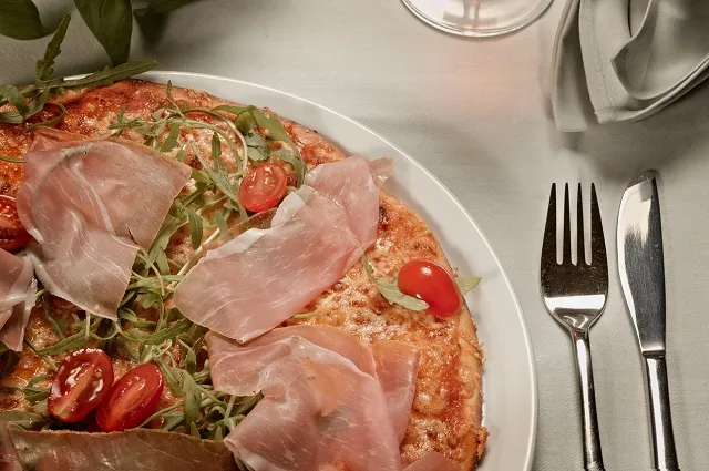 BookNoFees: Restoran – La Vecchia Chiesa – Werl – Stara crkva, fotografija 2