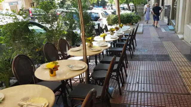 BookNoFees: Restoran – Brunello – Athens – Brunelo, fotografija 3