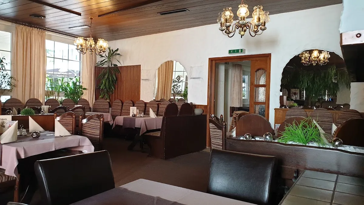 BookNoFees: Restoran – Haus Schneppendahl – Hagen – Kuća Schneppendahl, fotografija 1