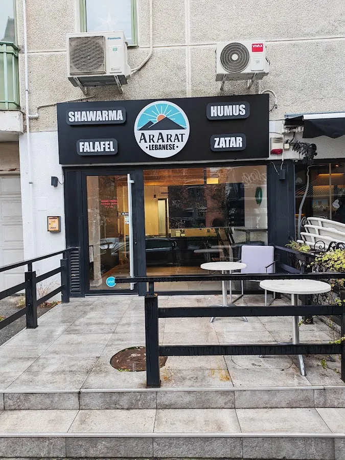 BookNoFees: Bar s grickalicama – Ararat Banovo Brdo – Belgrade – Ararat Banovo Brdo, fotografija 1
