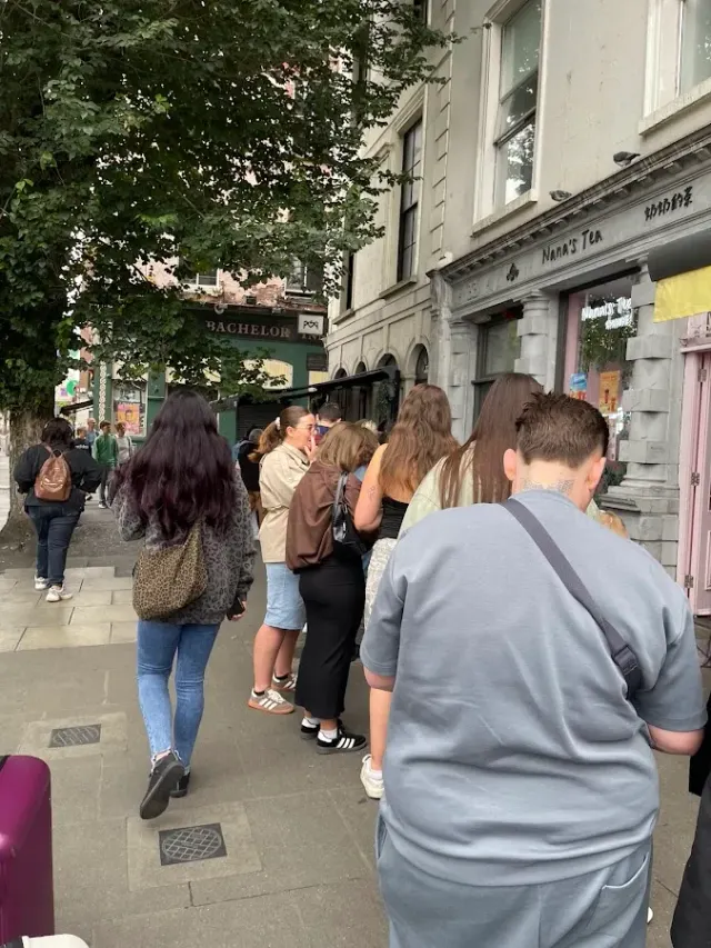 BookNoFees: kafić – Póg – Dublin – Poljubi, fotografija 2