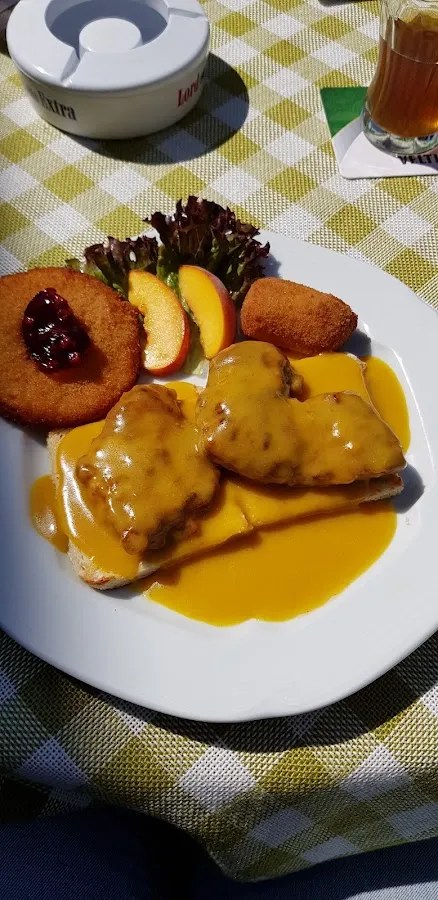 BookNoFees: Restoran – Gasthof Zur Wolfsschlucht – Brilon – Pansion Wolfsschlucht, fotografija 1