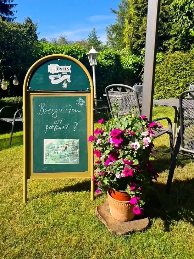 BookNoFees: Restoran – Bürgerstuben Toschka Restaurant – Castrop-Rauxel – Restoran Toschka – Zajedničke blagovaonice, fotografija 3