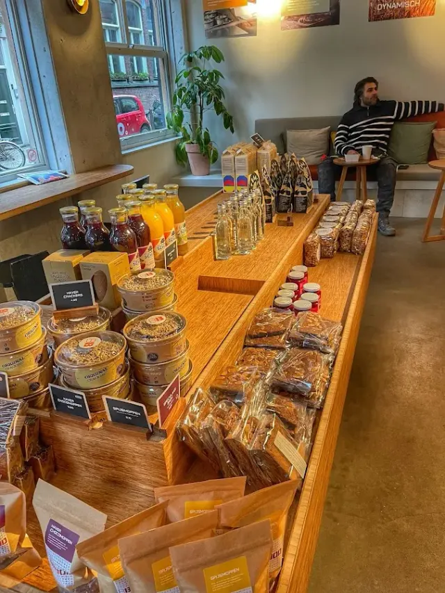 BookNoFees: Restoran – Bbrood – Amsterdam – Bhljeb, fotografija 3