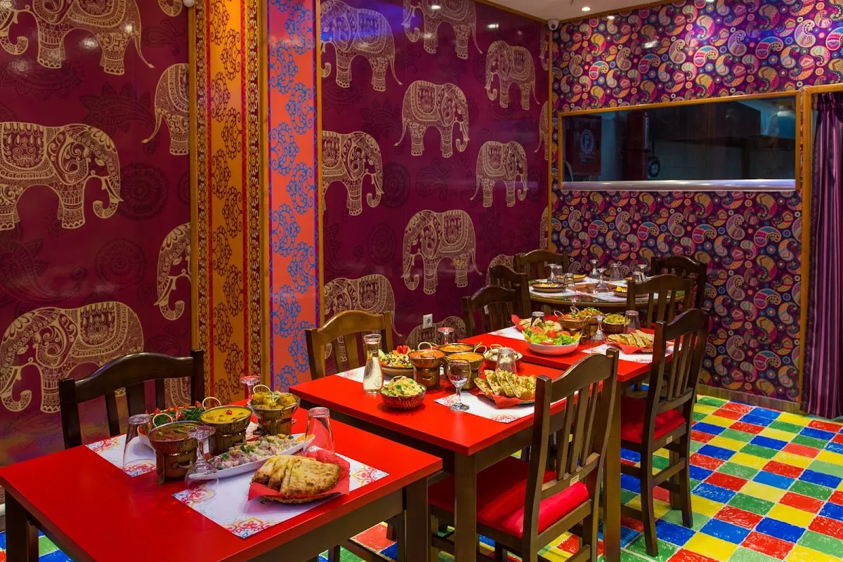 BookNoFees: Restoran – Red Elephant – Athens – Crveni slon, fotografija 1