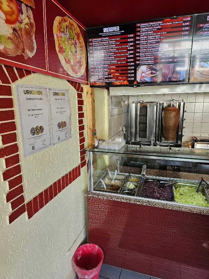 BookNoFees: Restoran – Istanbul Döner – Freudenberg – Istanbulski döner, fotografija 1