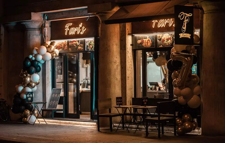 BookNoFees: Bar s grickalicama – Fari's Delice – Ljubljana – Fari's Delice, fotografija 1