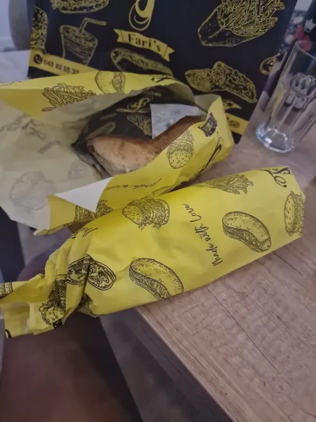 BookNoFees: Bar s grickalicama – Fari's Delice – Ljubljana – Fari's Delice, fotografija 2