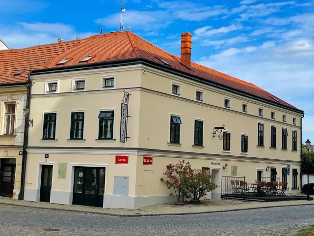 BookNoFees: Rezidencija Zvon – Znojmo