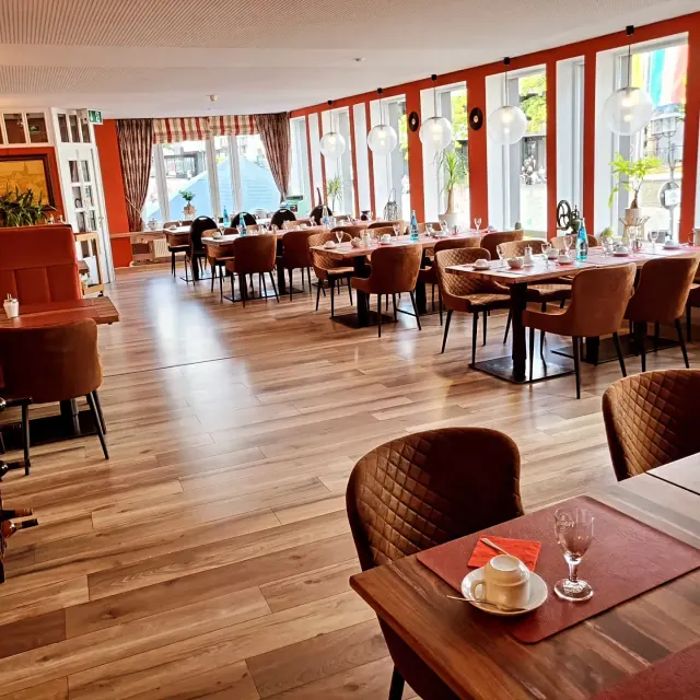 BookNoFees: Restoran – Hotel Starke – Brilon – Hotel Starke, fotografija 2