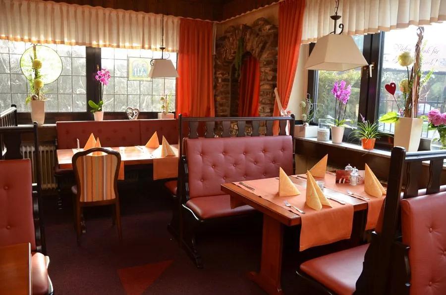 BookNoFees: Restoran – Haus Wiemer – Hamm – Kuća Wiemer, fotografija 1