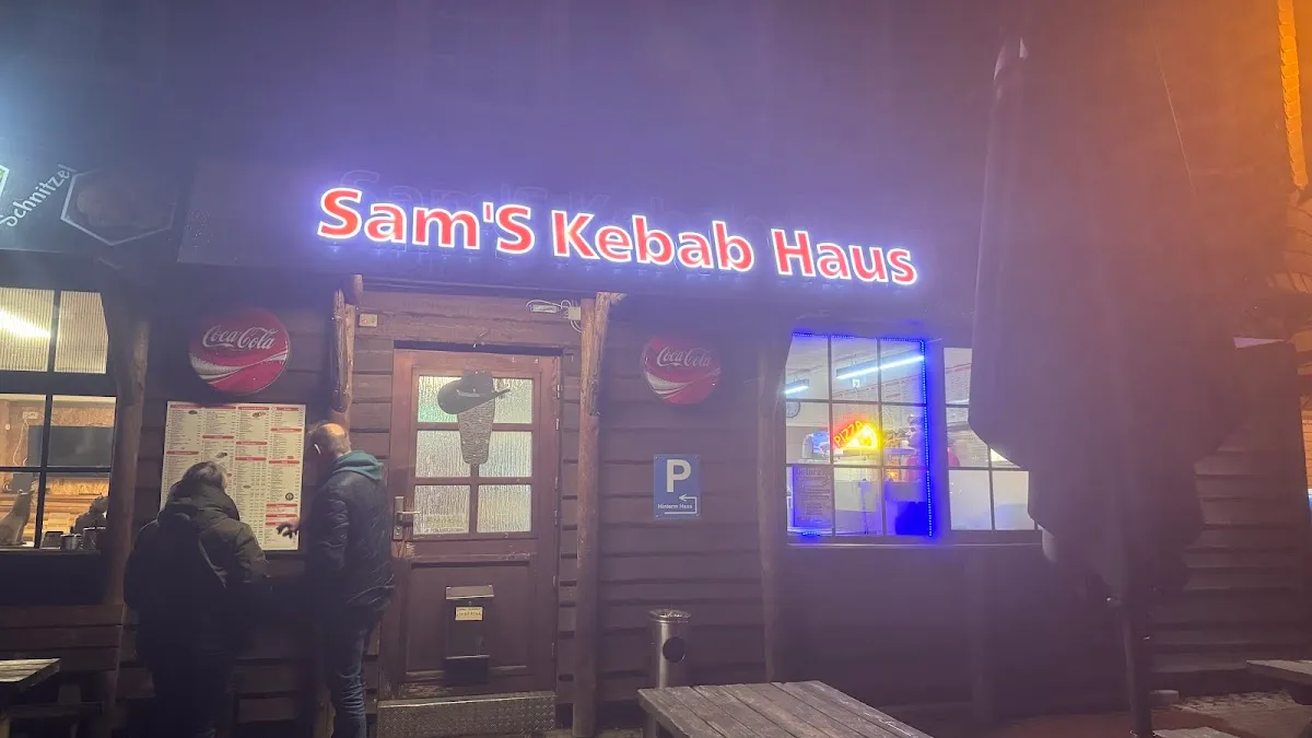 BookNoFees: Bar s grickalicama – Sam's Kebab Haus – Wickede – Samova ražnjićarnica, fotografija 1
