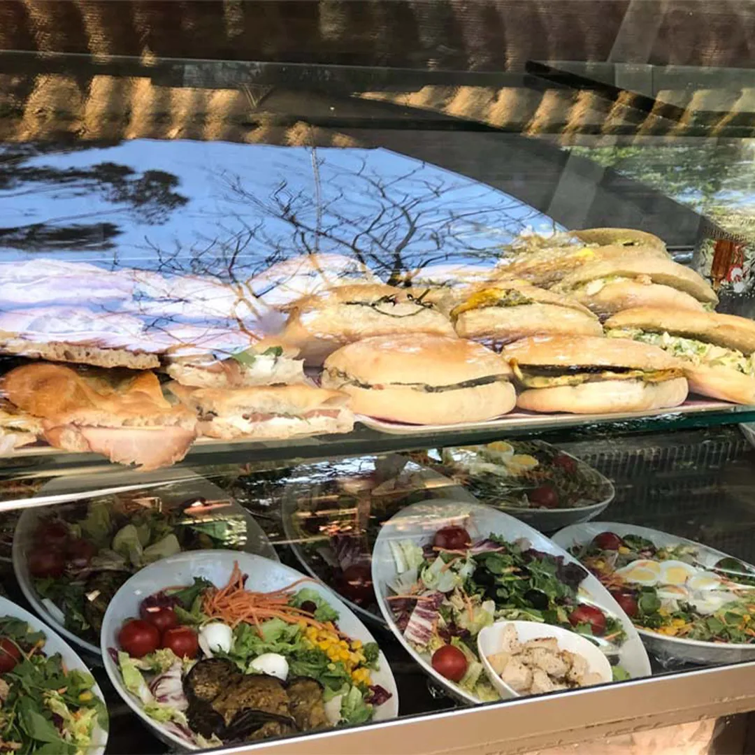 BookNoFees: kafić – Appia Antica Caffè – Rome – Appia Antica Café, fotografija 1