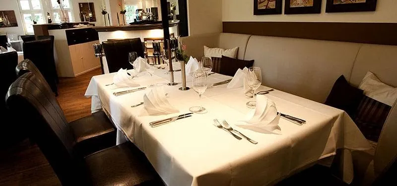BookNoFees: Restoran – CANNIZZARO'S Ristorante-Bar – Lennestadt – Restoran i bar Cannizzaro, fotografija 1