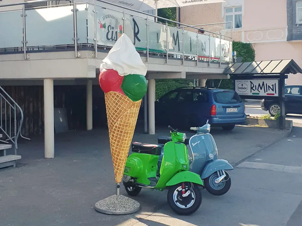 BookNoFees: Restoran – Pizzeria Rimini – Lennestadt – Rimini Pizzeria, fotografija 1