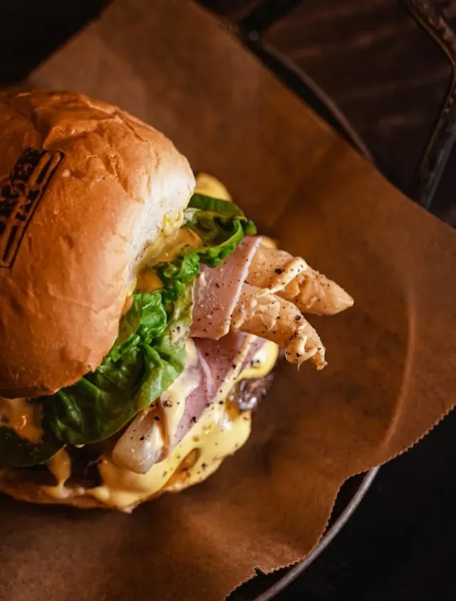 BookNoFees: Restoran – Burger Fam – Datteln – Burger obitelj, fotografija 3