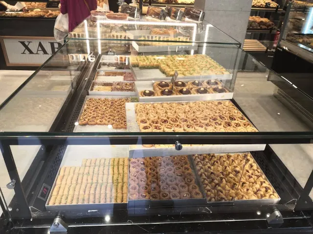 BookNoFees: Pekara – Charitos – Athens – Dobrotvorno, fotografija 3