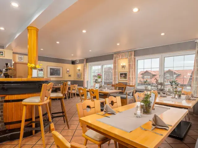 BookNoFees: Restoran – Landgasthof Hölzer – Fröndenberg – Seoski pansion Hölzer, fotografija 2
